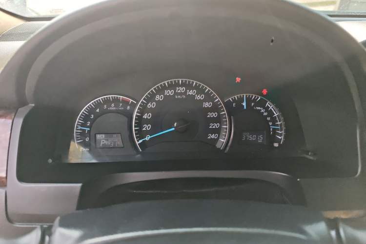 Used Toyota Camry 2015 2.0G Premier Edition Instrument Cluster