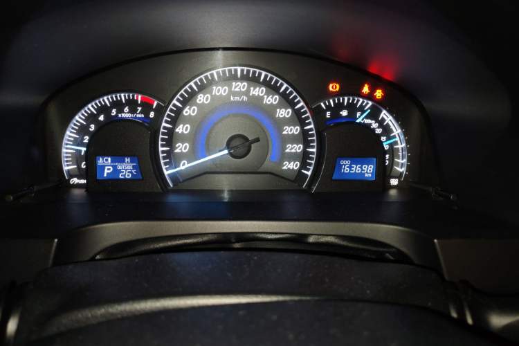Used Toyota Camry 2015 2.0G Premier Edition Instrument Cluster