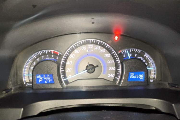Used Toyota Camry 2015 2.0E Elite Edition Instrument Cluster