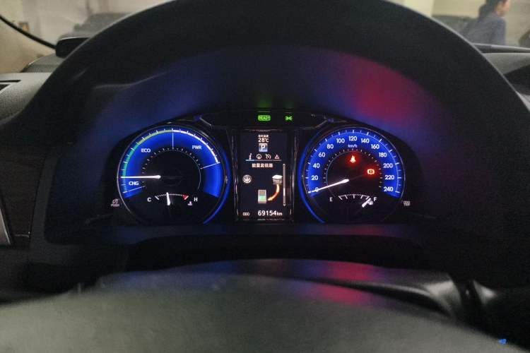 Used Toyota Camry 2015 Dual-Engine 2.5 HG Luxury Navigation Edition Instrument Cluster