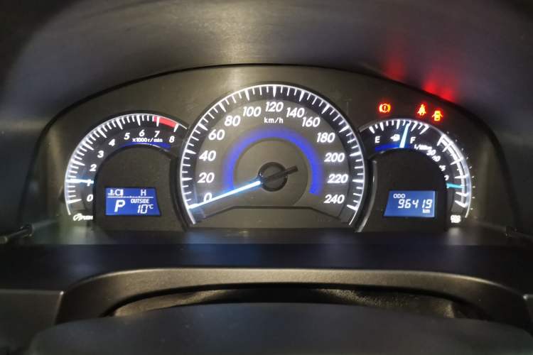 Used Toyota Camry 2015 2.0G Premier Edition Instrument Cluster