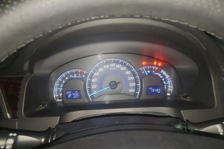 Used Toyota Camry 2015 2.0G Premier Edition Instrument Cluster
