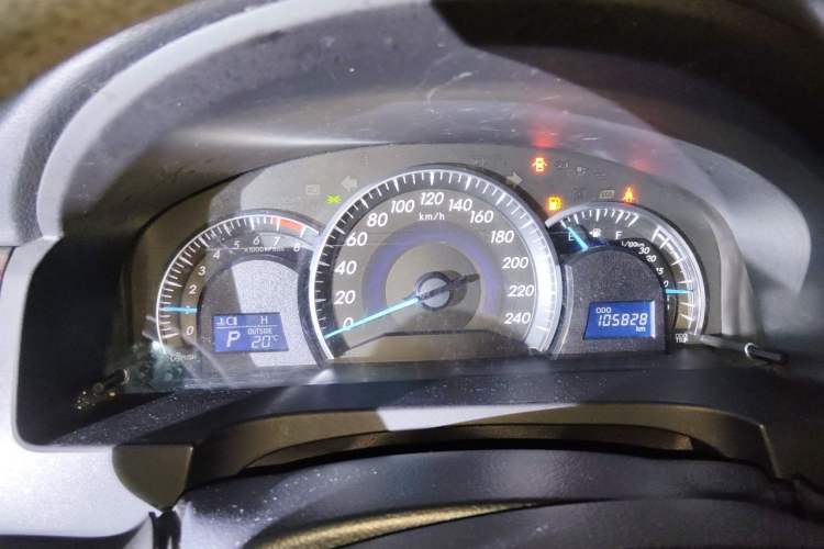 Used Toyota Camry 2015 2.0E Elite Edition Instrument Cluster
