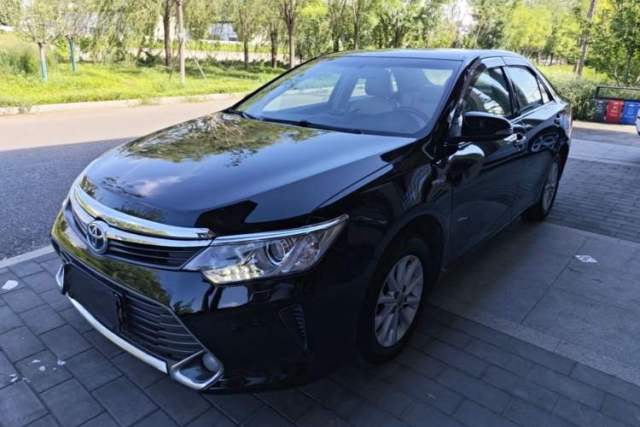 Toyota Camry 2015 Dual-Engine 2.5 HG Luxury Navigation Edition usado