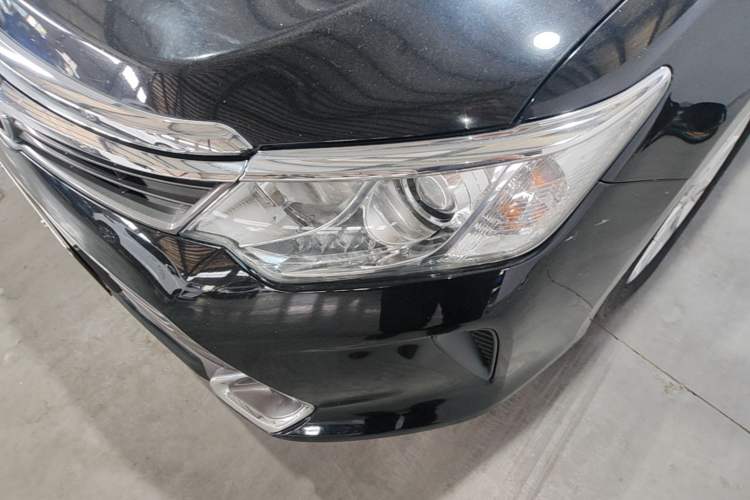 Used Toyota Camry 2015 2.0G Premier Edition Left Front Headlight