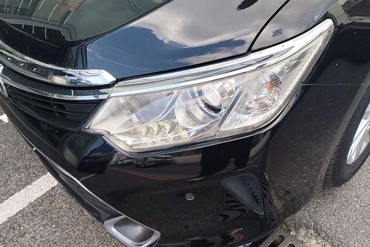 Used Toyota Camry 2015 2.0E Elite Edition Left Front Headlight