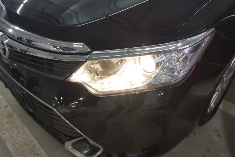 Used Toyota Camry 2015 2.0G Premier Edition Left Front Headlight