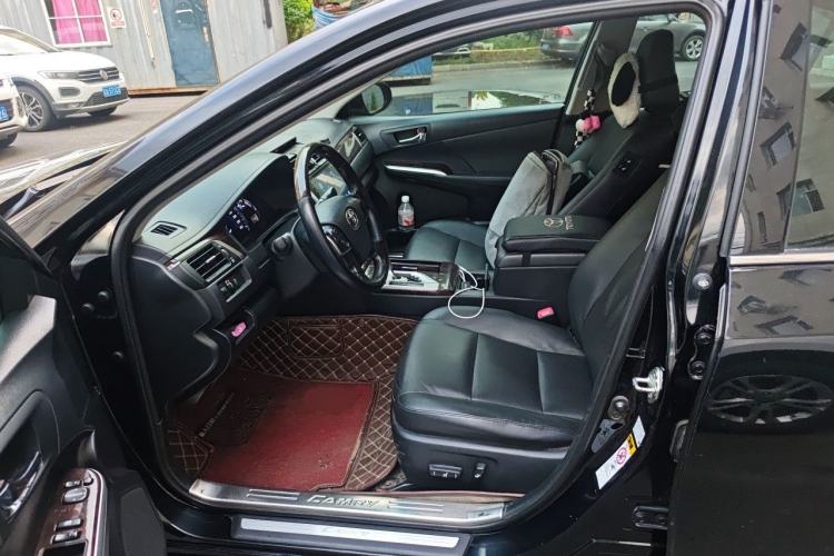 Used Toyota Camry 2015 2.0G Premier Edition Left Front Seat