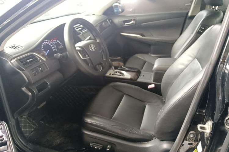Used Toyota Camry 2015 2.0G Premier Edition Left Front Seat