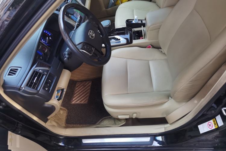 Used Toyota Camry 2015 Dual-Engine 2.5 HG Luxury Navigation Edition Left Front Seat