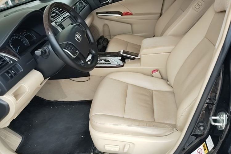 Used Toyota Camry 2015 2.5G Luxury Navigation Edition Left Front Seat