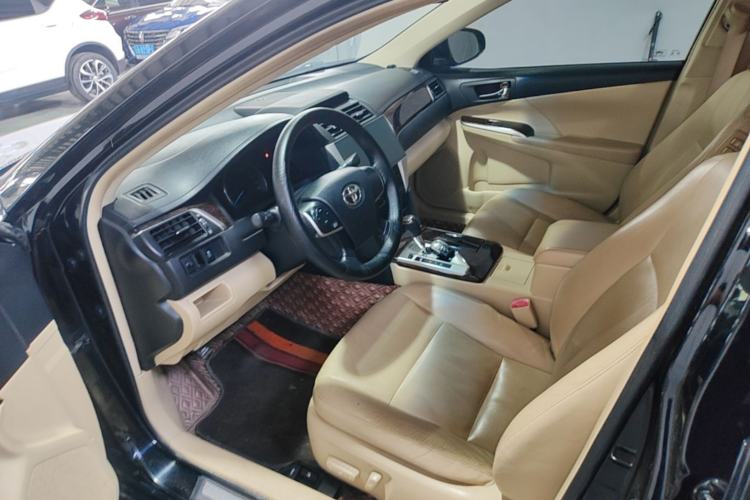 Used Toyota Camry 2015 2.0G Premier Edition Left Front Seat