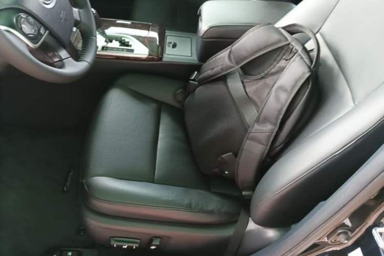 Used Toyota Camry 2015 2.0G Premier Edition Left Front Seat