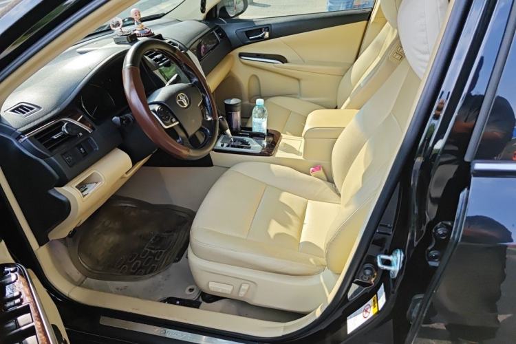 Used Toyota Camry 2015 2.0G Premier Edition Left Front Seat