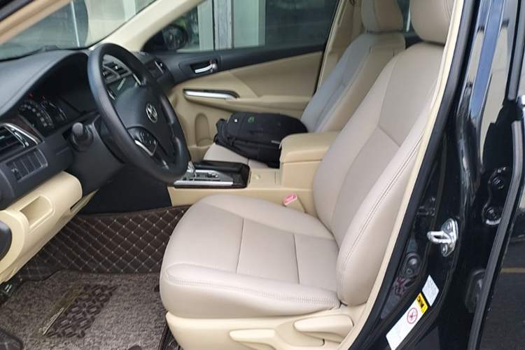 Used Toyota Camry 2015 2.0E Elite Edition Left Front Seat