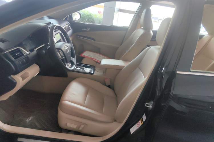 Used Toyota Camry 2015 2.0G Premier Edition Left Front Seat