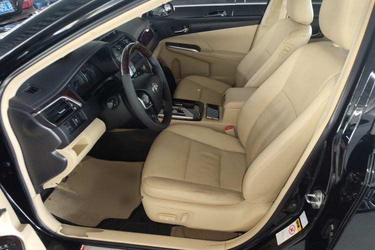 Used Toyota Camry 2015 2.0G Premier Edition Left Front Seat