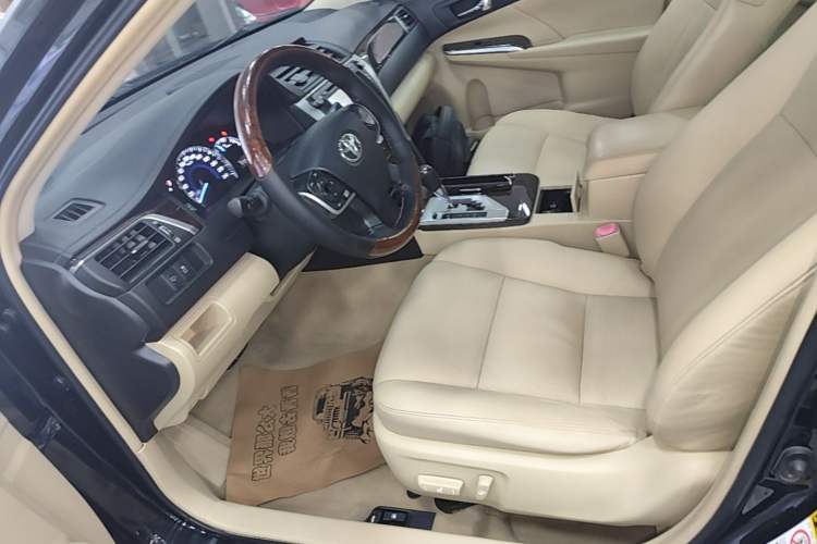 Used Toyota Camry 2015 2.5G Luxury Navigation Edition Left Front Seat