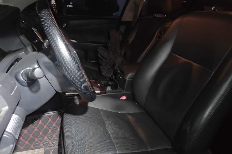Used Toyota Camry 2015 2.0G Premier Edition Left Front Seat