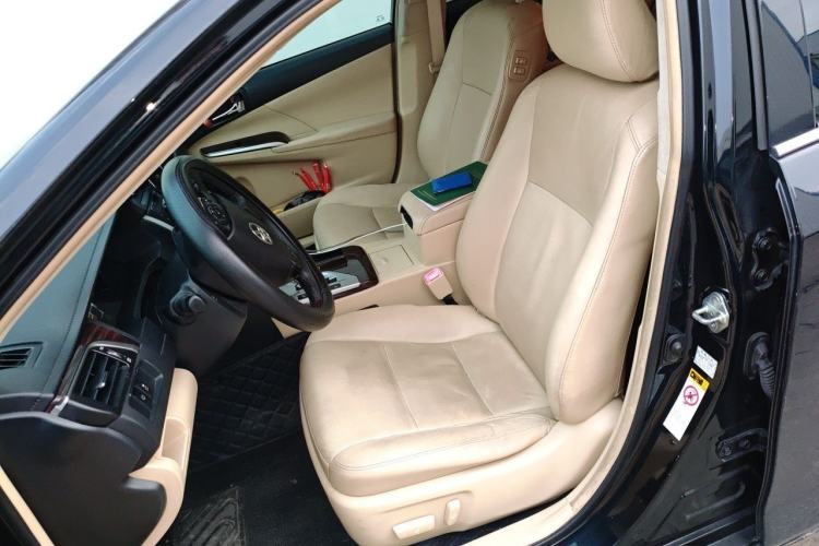 Used Toyota Camry 2015 Dual-Engine 2.5 HG Luxury Navigation Edition Left Front Seat