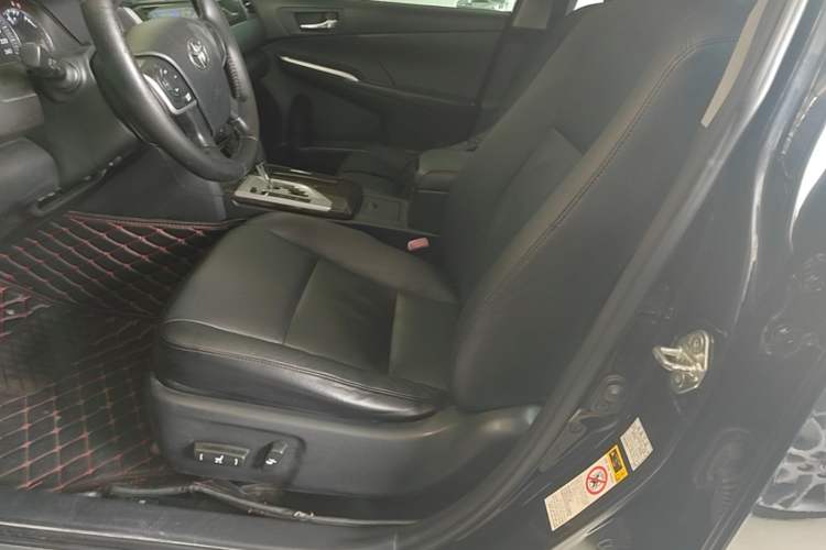 Used Toyota Camry 2015 2.0G Premier Edition Left Front Seat