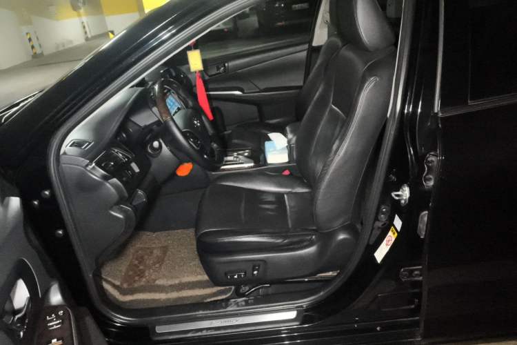 Used Toyota Camry 2015 2.0G Premier Edition Left Front Seat