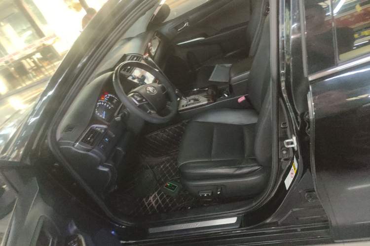 Used Toyota Camry 2015 2.0G Premier Edition Left Front Seat