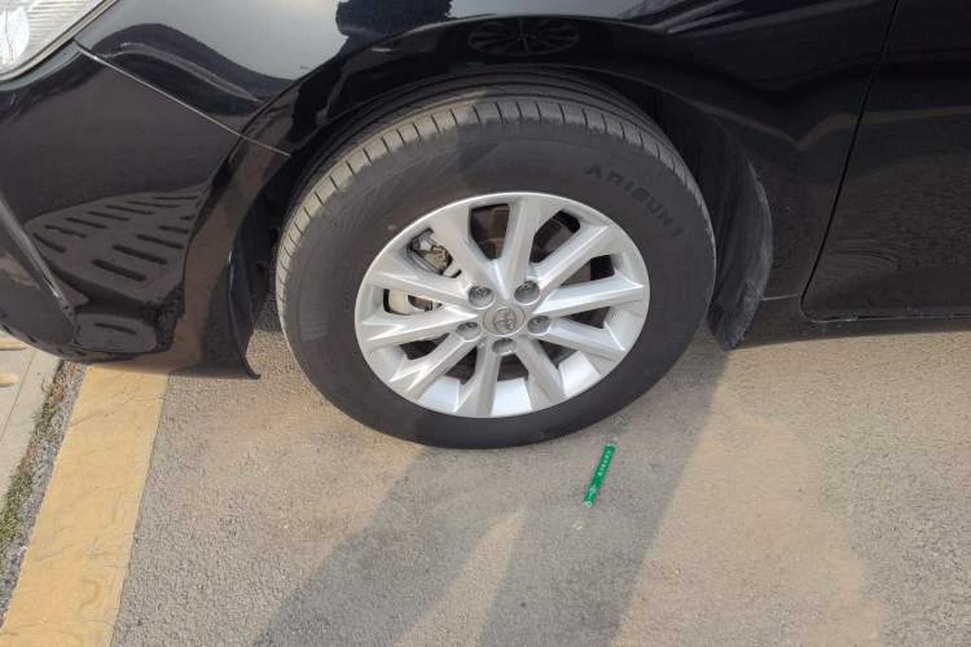 Used Toyota Camry 2015 2.0G Premier Edition Left Front Wheel Hub