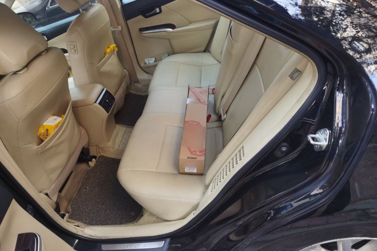 Used Toyota Camry 2015 Dual-Engine 2.5 HG Luxury Navigation Edition Left Rear Seat