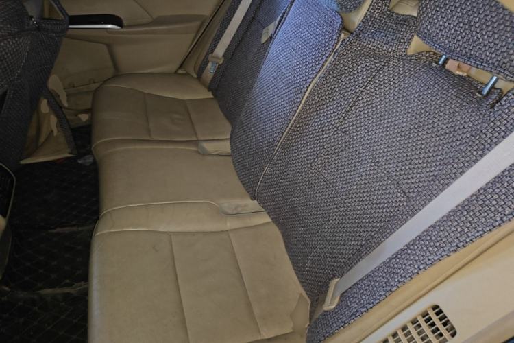 Used Toyota Camry 2015 Dual-Engine 2.5 HG Luxury Navigation Edition Left Rear Seat