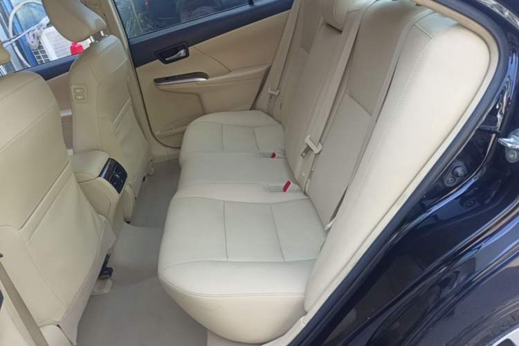 Used Toyota Camry 2015 2.5G Luxury Navigation Edition Left Rear Seat