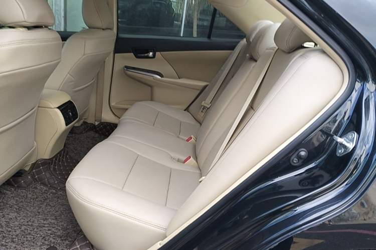 Used Toyota Camry 2015 2.0E Elite Edition Left Rear Seat