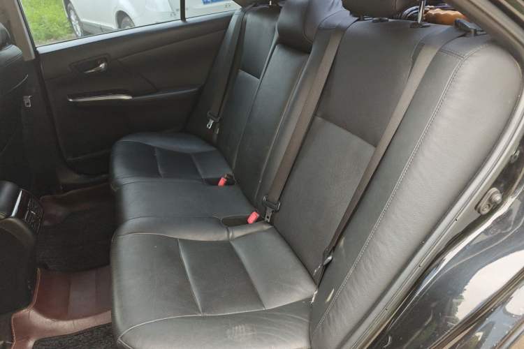 Used Toyota Camry 2015 2.5G Luxury Navigation Edition Left Rear Seat