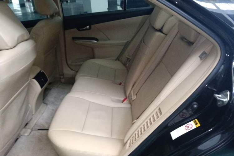 Used Toyota Camry 2015 Dual-Engine 2.5 HG Luxury Navigation Edition Left Rear Seat