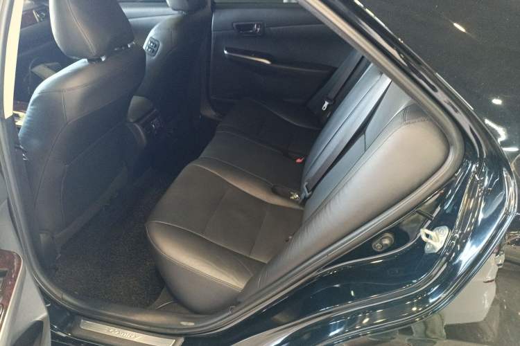Used Toyota Camry 2015 2.0G Premier Edition Left Rear Seat