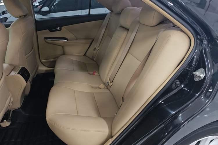 Used Toyota Camry 2015 2.0E Elite Edition Left Rear Seat