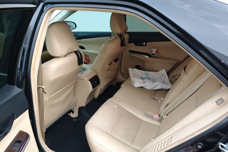 Used Toyota Camry 2015 Dual-Engine 2.5 HG Luxury Navigation Edition Left Rear Seat