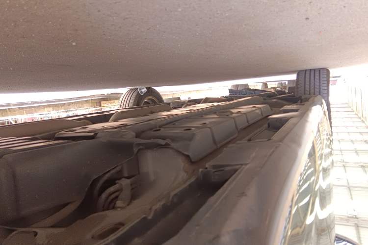 Used Toyota Camry 2015 2.0G Premier Edition Left Side Sill