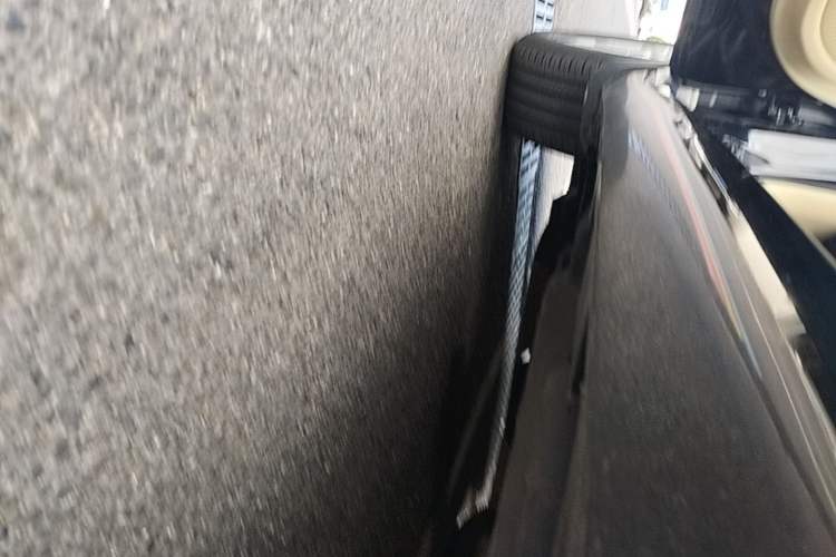 Used Toyota Camry 2015 2.0E Elite Edition Left Side Sill