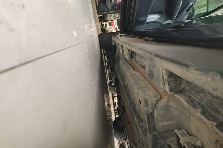 Used Toyota Camry 2015 2.0G Premier Edition Left Side Sill