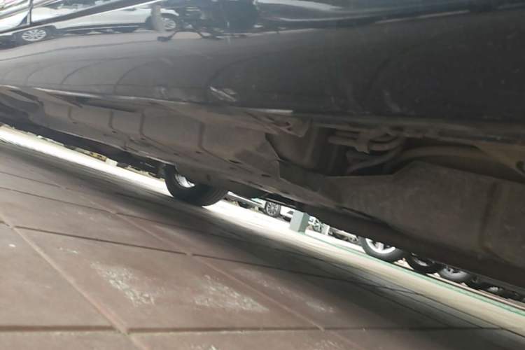 Used Toyota Camry 2015 2.0G Premier Edition Left Side Sill