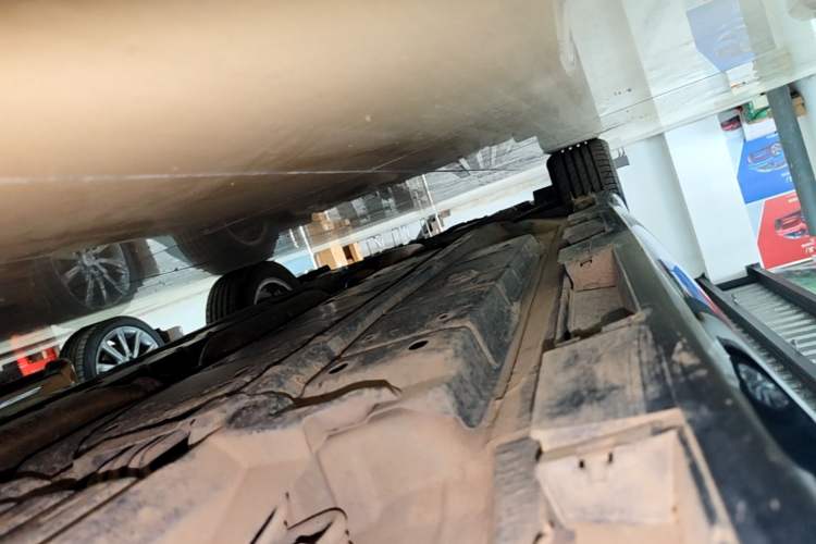 Used Toyota Camry 2015 2.0G Premier Edition Left Side Sill