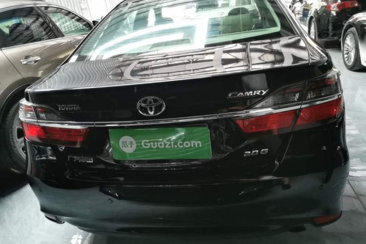 Used Toyota Camry 2015 2.0G Premier Edition Rear