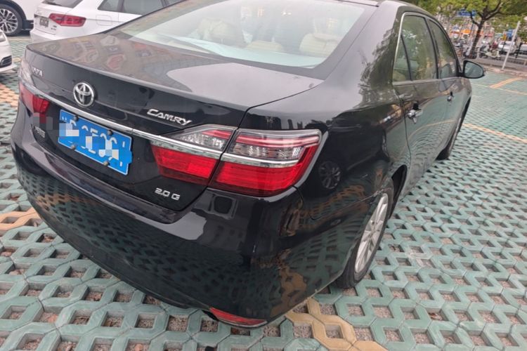 Used Toyota Camry 2015 2.0G Luxury Edition Rear Right 45 Deg