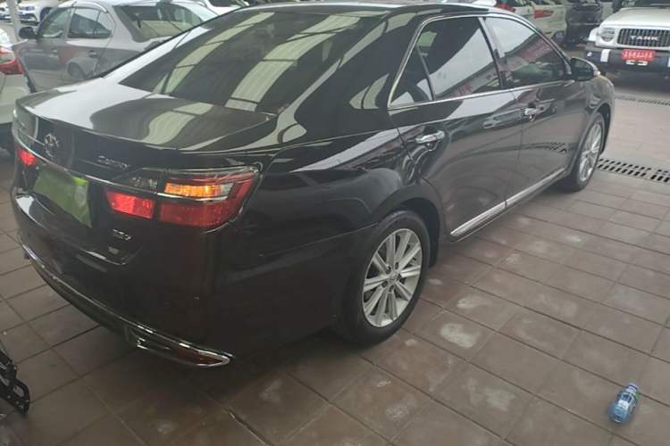 Used Toyota Camry 2015 2.0G Premier Edition Rear Right 45 Deg
