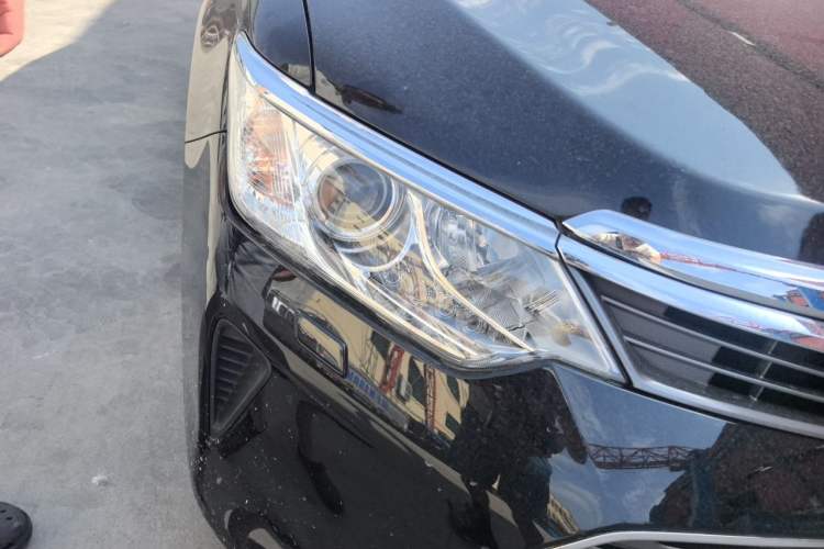 Used Toyota Camry 2015 2.5G Luxury Navigation Edition Right Front Headlight