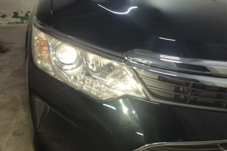 Used Toyota Camry 2015 2.0G Premier Edition Right Front Headlight