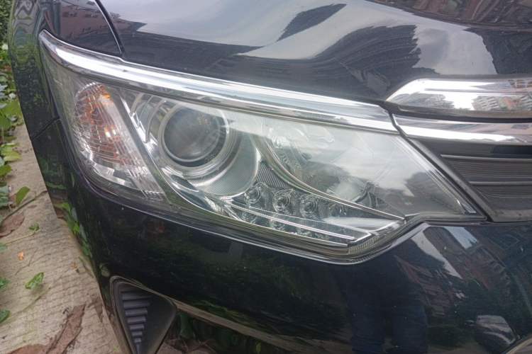 Used Toyota Camry 2015 2.0G Premier Edition Right Front Headlight