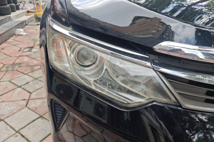 Used Toyota Camry 2015 2.0E Elite Edition Right Front Headlight
