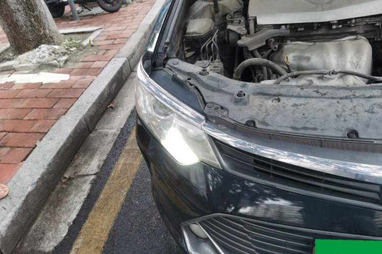 Used Toyota Camry 2015 2.0G Premier Edition Right Front Headlight